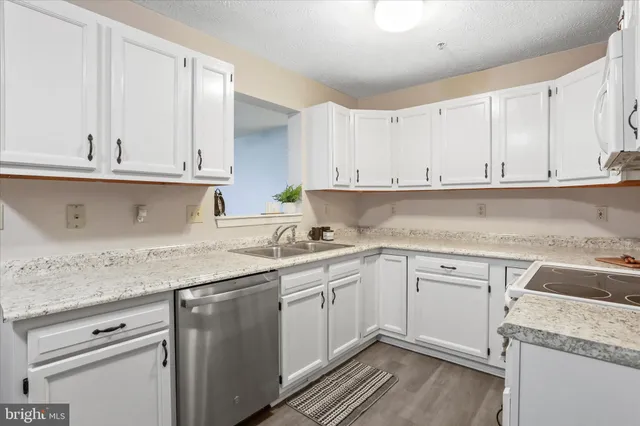 $215,000 | 165 Hailey Lane, Strasburg, VA 22657