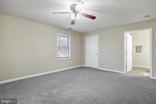 $215,000 | 165 Hailey Lane, Strasburg, VA 22657