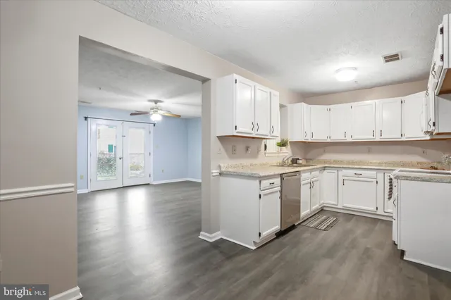 $215,000 | 165 Hailey Lane, Strasburg, VA 22657