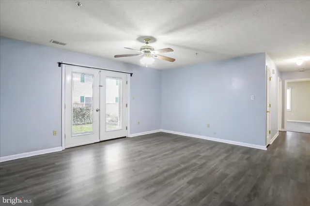 $215,000 | 165 Hailey Lane, Strasburg, VA 22657