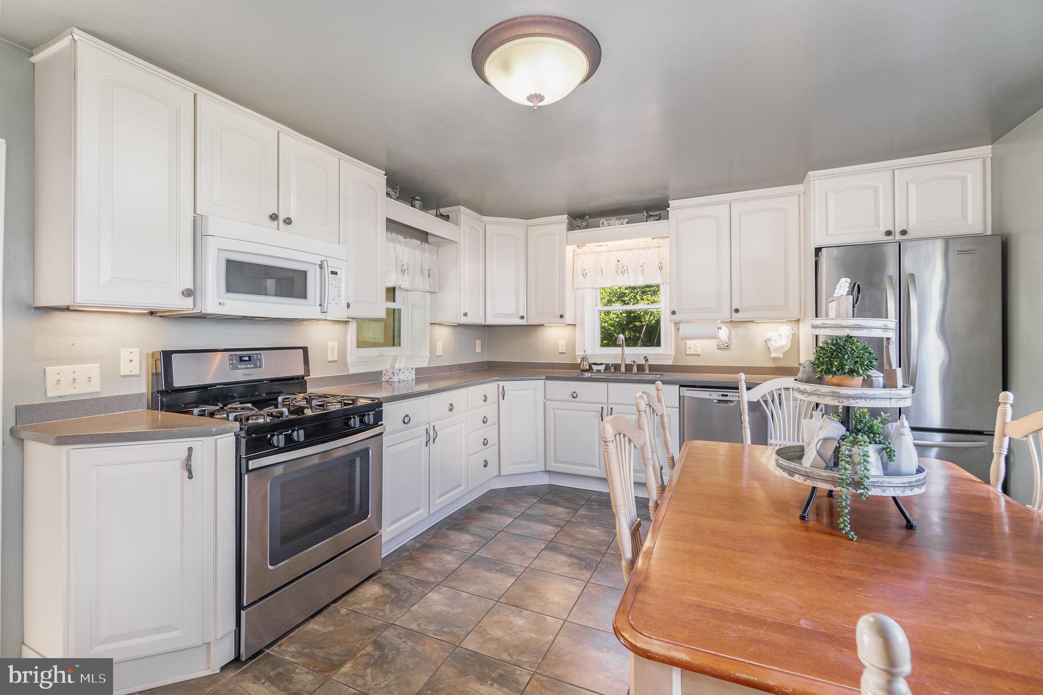 70 Old York Road Wellsville, PA 17365 - Photo 3 of 41