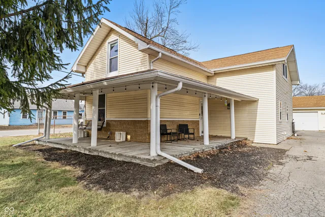 $305,000 | 301 East Ohio Street, Fortville, IN 46040