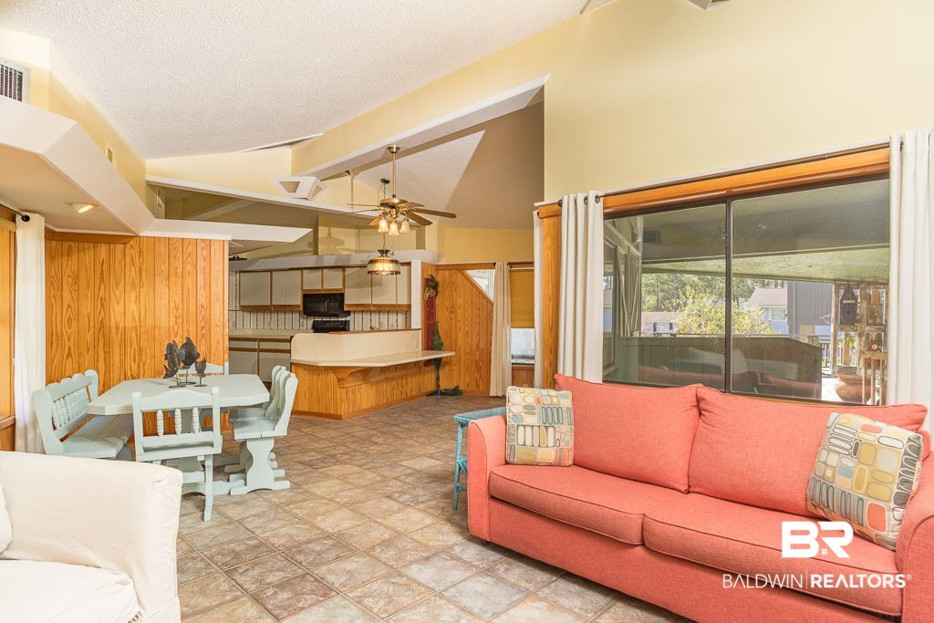 14383 Riverside Drive Magnolia Springs, AL 36555 - Photo 8 of 35 Living Room