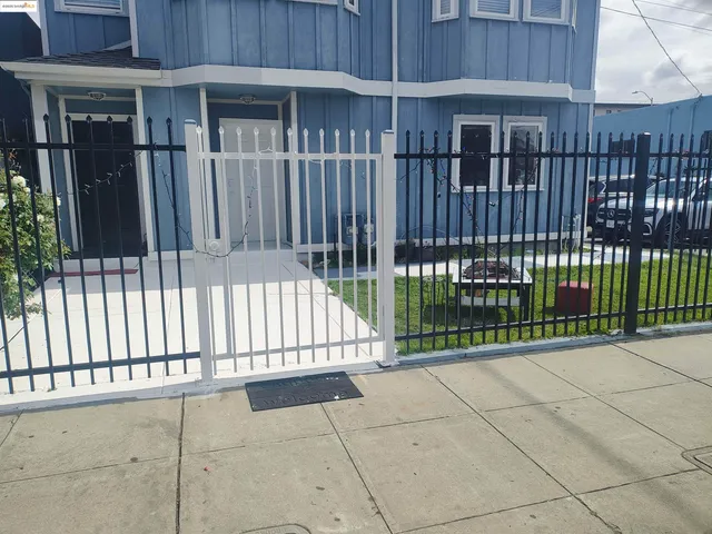 $3,000 | 3532 San Leandro Street, Unit L, Oakland, CA 94601
