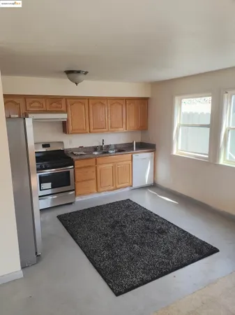 $2,385 | 3532 San Leandro Street, Unit L, Oakland, CA 94601