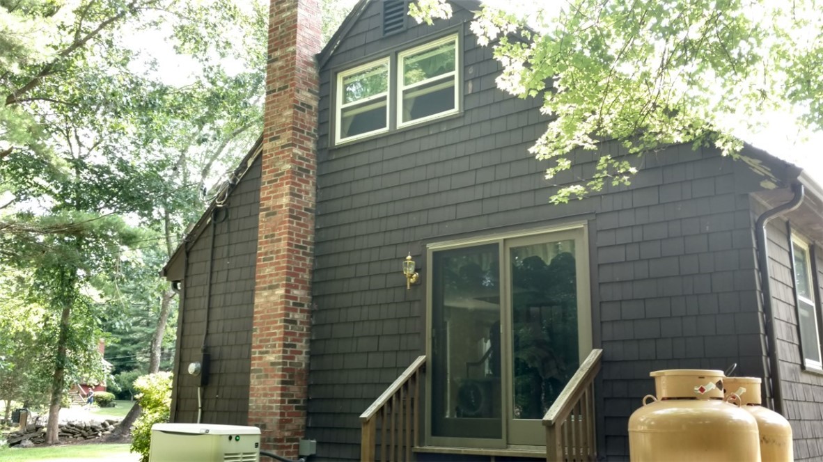 245 Barnes Road Burrillville, RI 02830 - Photo 15 of 35