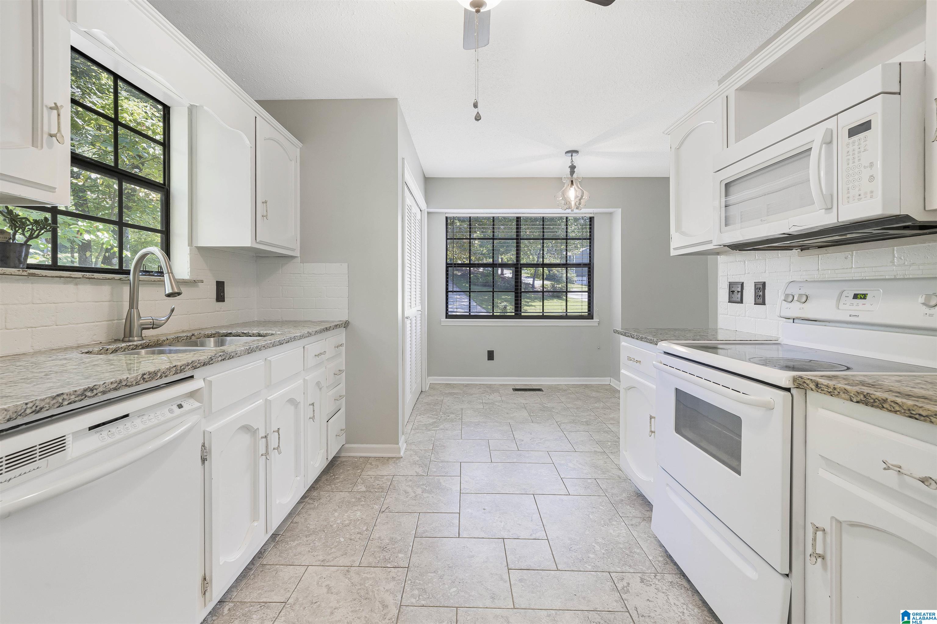 101 Tradewinds Circle Helena, AL 35080 - Photo 14 of 45