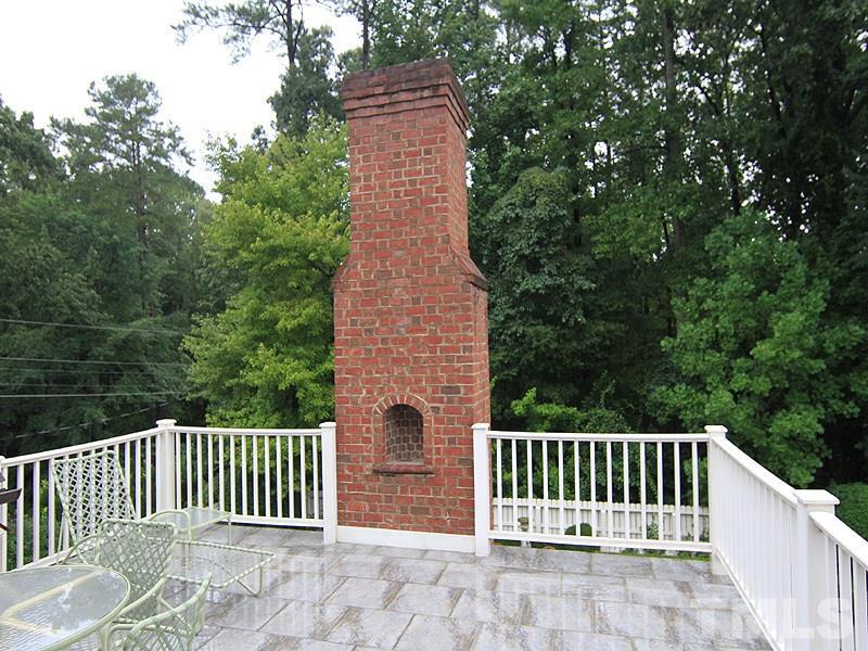 307 Buncombe Street Raleigh, NC 27609 - Photo 23 of 25