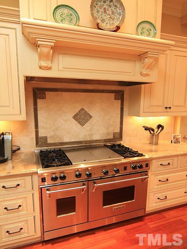 307 Buncombe Street Raleigh, NC 27609 - Photo 9 of 25