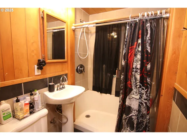 $277,000 | 64209 Braley Road, Coos Bay, OR 97420