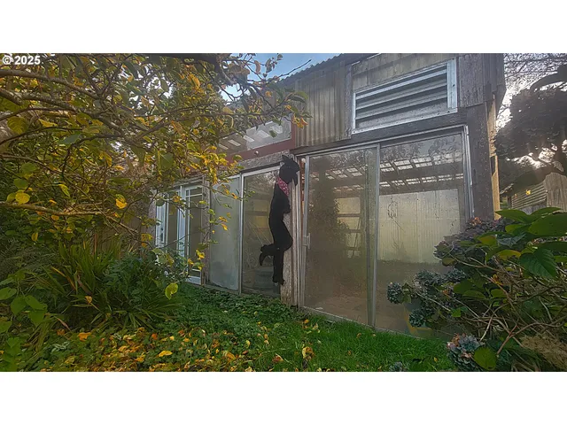 $277,000 | 64209 Braley Road, Coos Bay, OR 97420