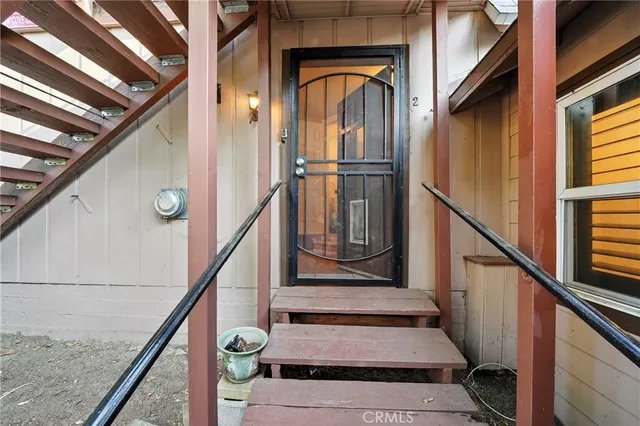 $429,900 | 373 Redwood Lane, Crestline, CA 92325