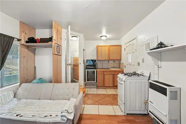 $429,900 | 373 Redwood Lane, Crestline, CA 92325