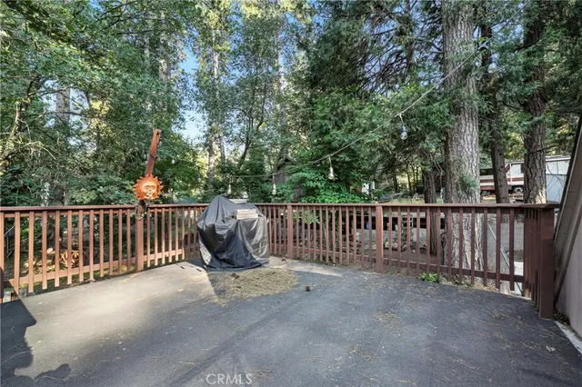 $429,900 | 373 Redwood Lane, Crestline, CA 92325