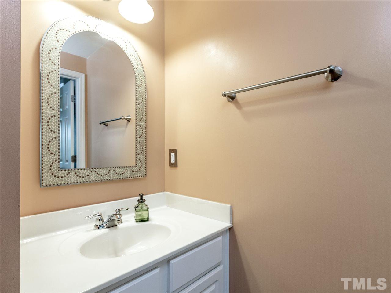 7828 Jeffrey Alan Court Raleigh, NC 27613 - Photo 13 of 28
