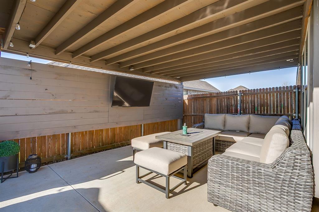 709 Waterford Way Joshua, TX 76058 - Photo 31 of 35
