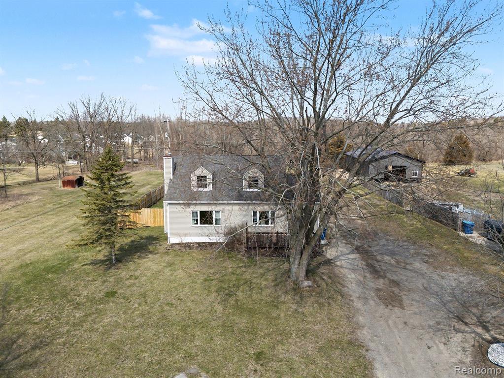 4382 Lahring Road Linden, MI 48451 - Photo 23 of 27