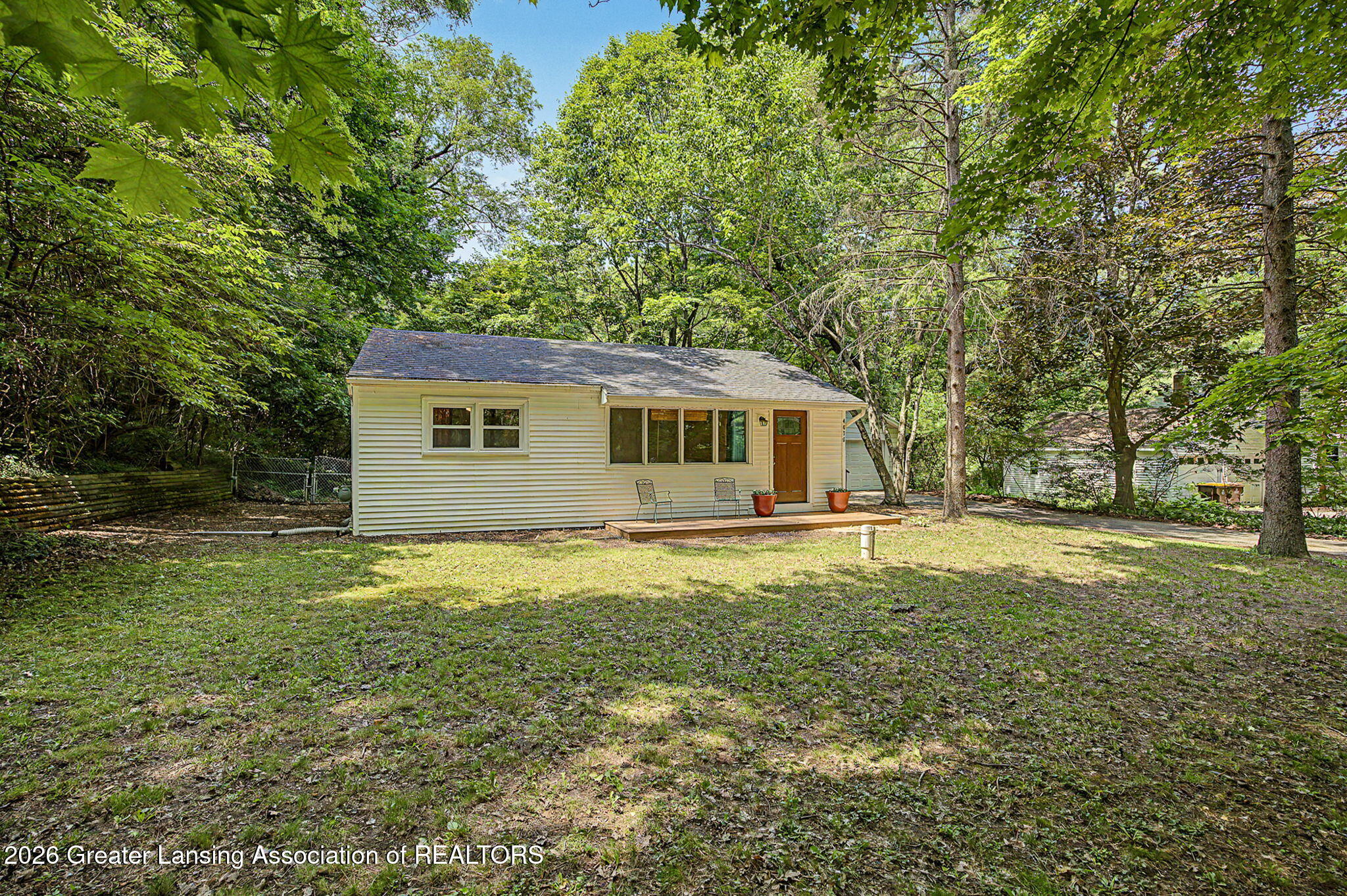 4675 Van Atta Road Okemos, MI 48864 - Photo 2 of 45 2-web-or-mls-CQ1A6298