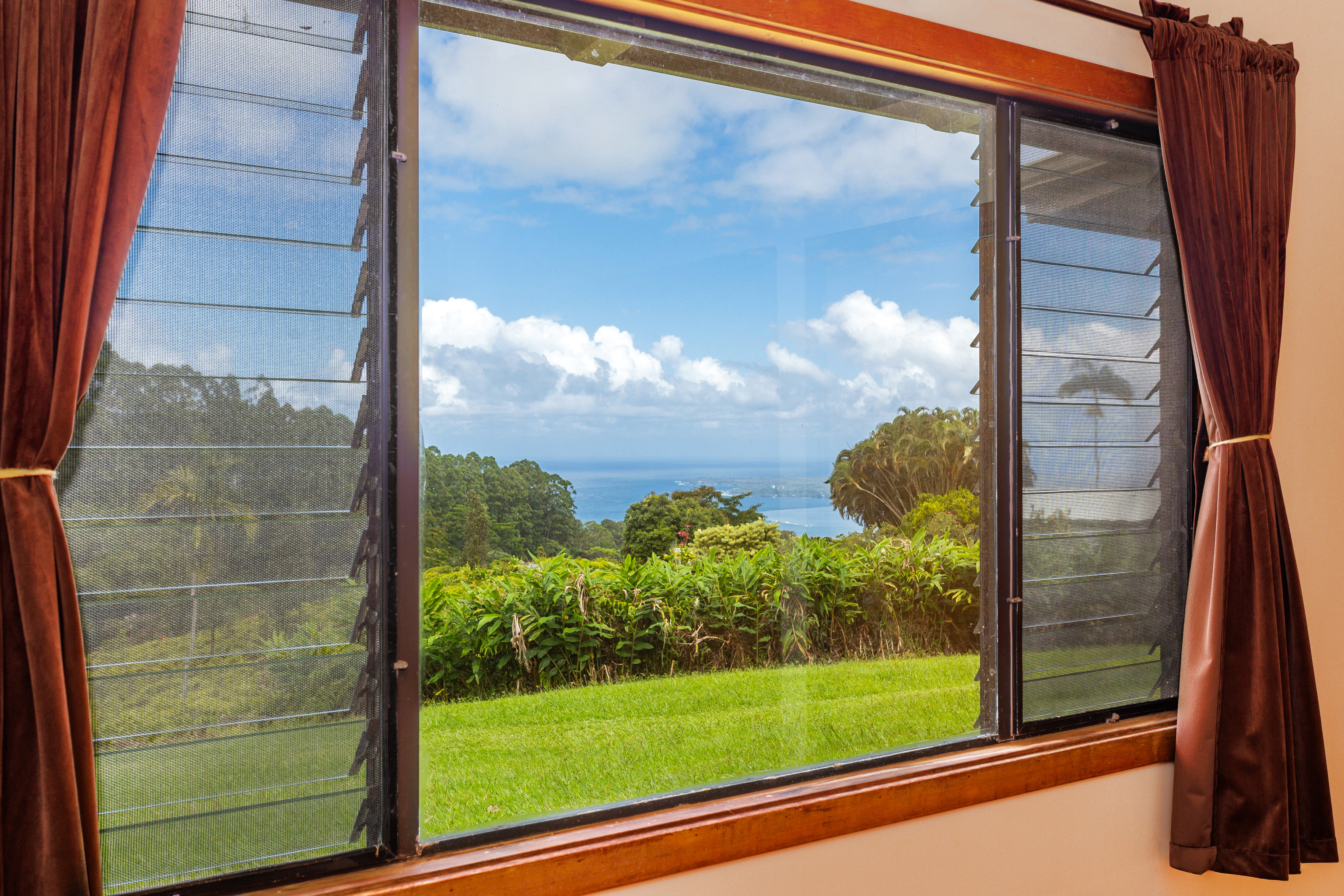 2114 B Kaiwiki Road Hilo, HI 96720 - Photo 17 of 30