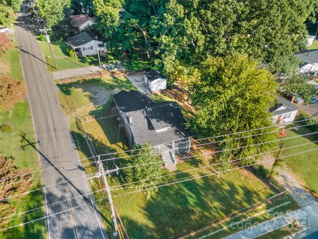 $250,000 | 1306 South Main Street, Mount Holly, NC 28120