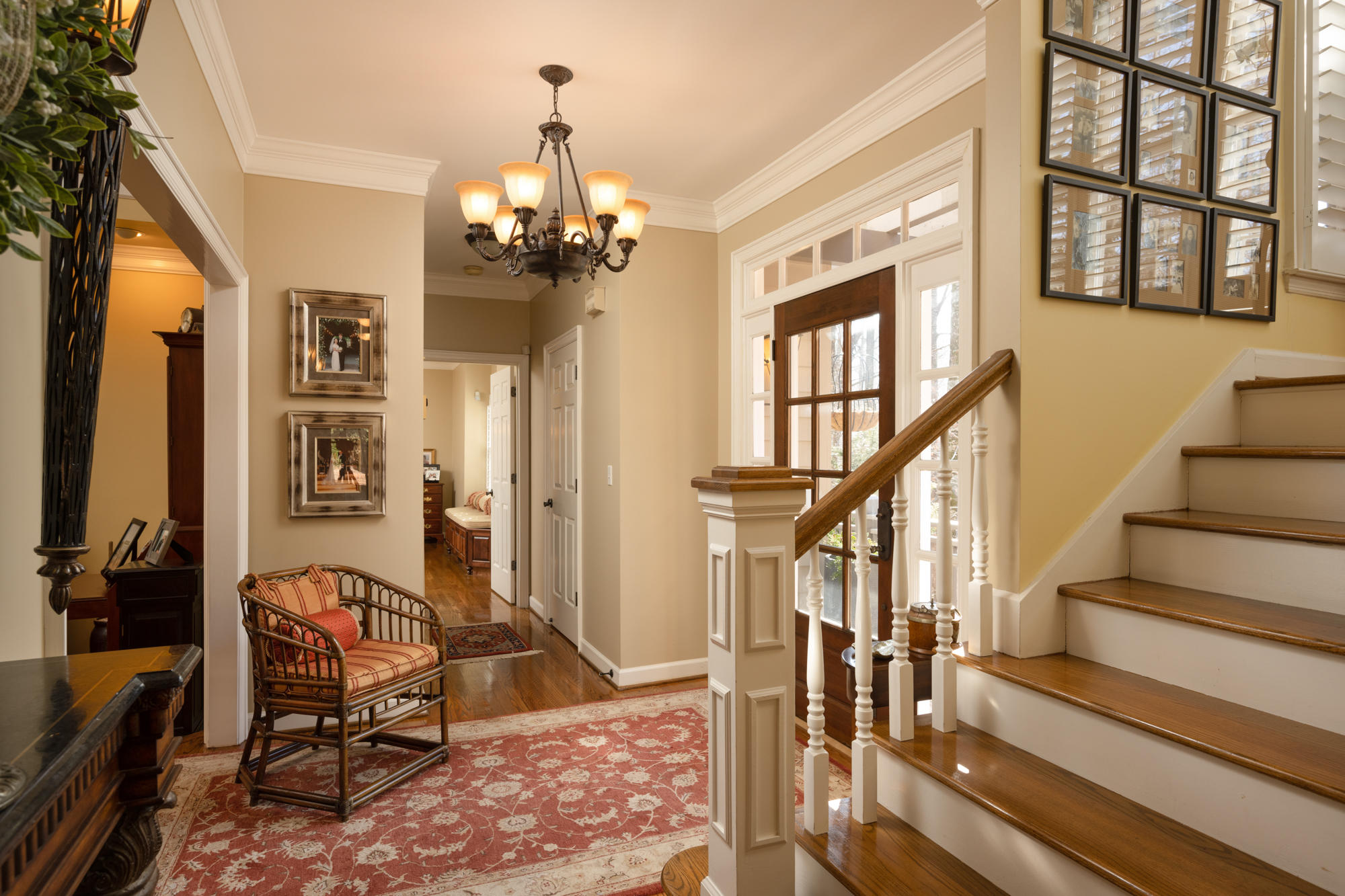 4 Jane Cove Road Signal Mountain, TN 37377 - Photo 20 of 63 Entry Foyer
