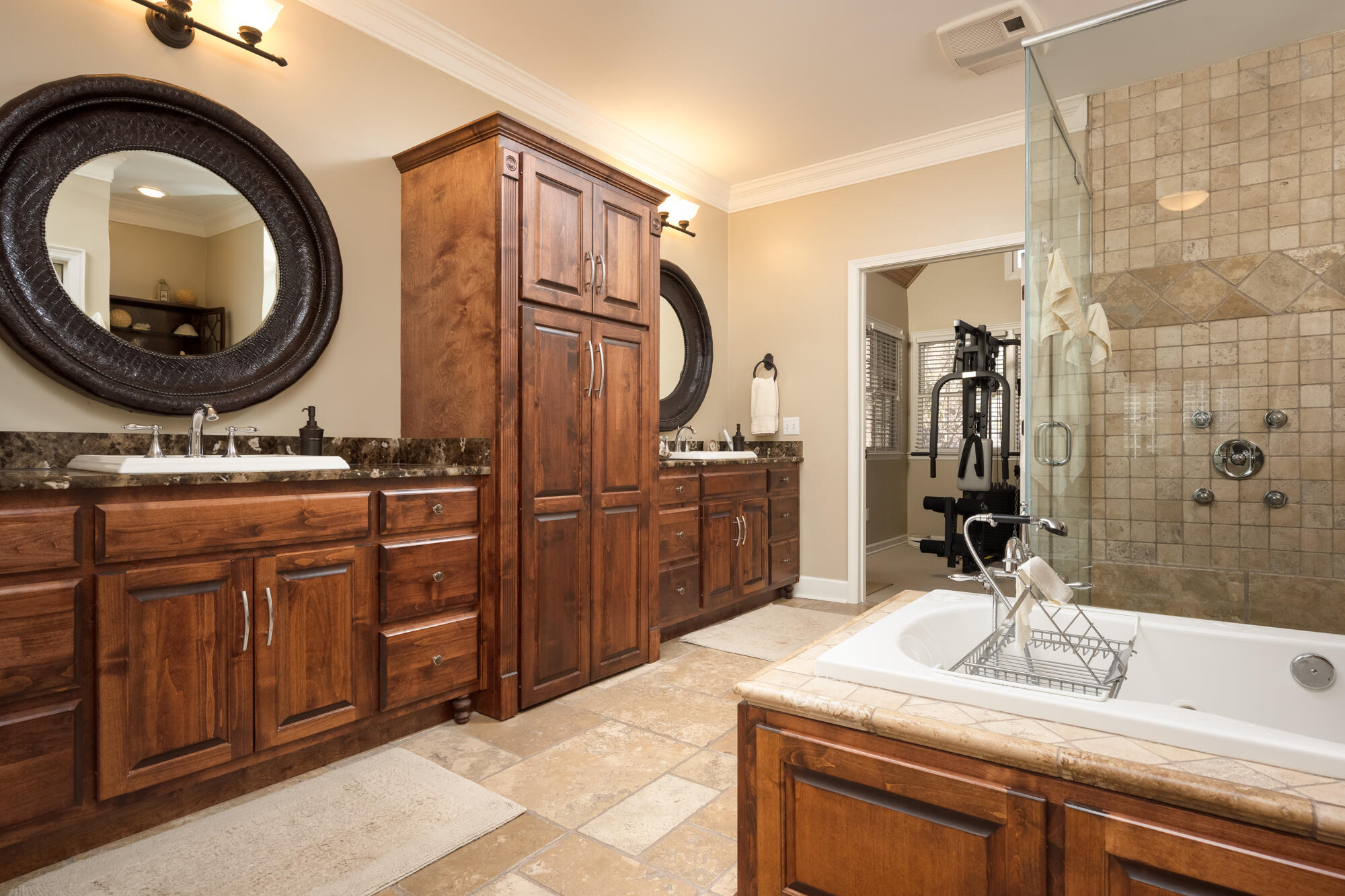 4 Jane Cove Road Signal Mountain, TN 37377 - Photo 36 of 63 Master Bath