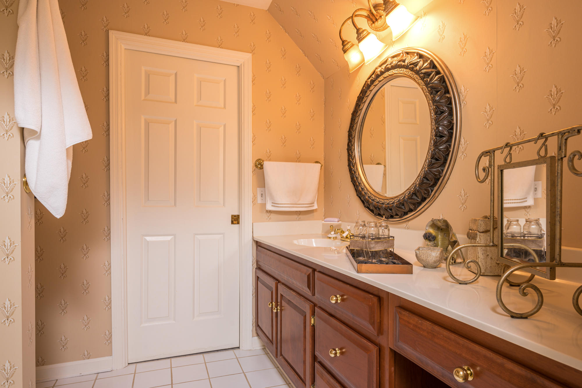 4 Jane Cove Road Signal Mountain, TN 37377 - Photo 43 of 63 Bed Room / Bath