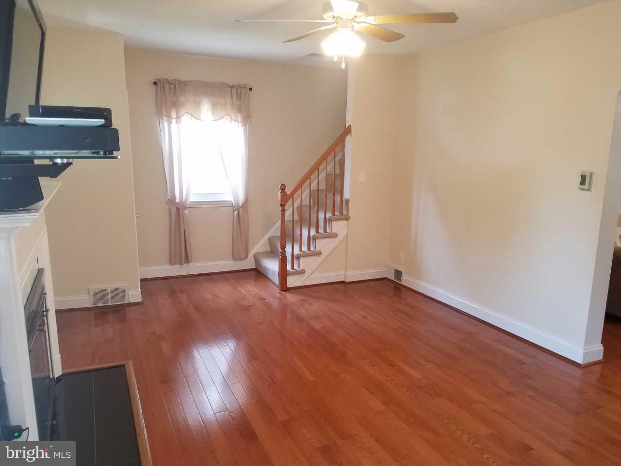 6808 Dunhill Road Baltimore, MD 21222 - Photo 6 of 30 Natural lighting.