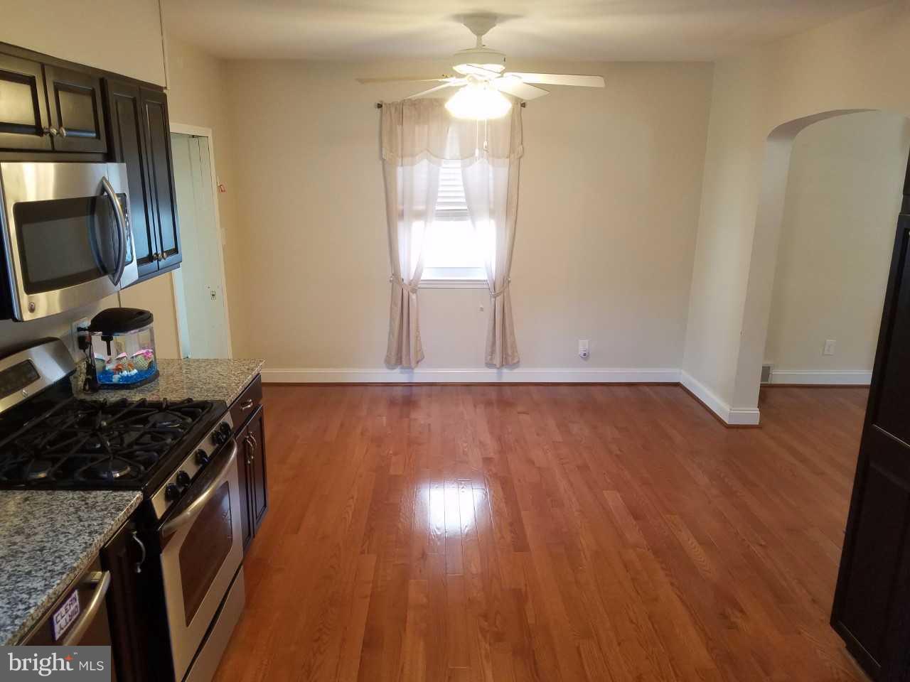 6808 Dunhill Road Baltimore, MD 21222 - Photo 10 of 30 Dinning area.