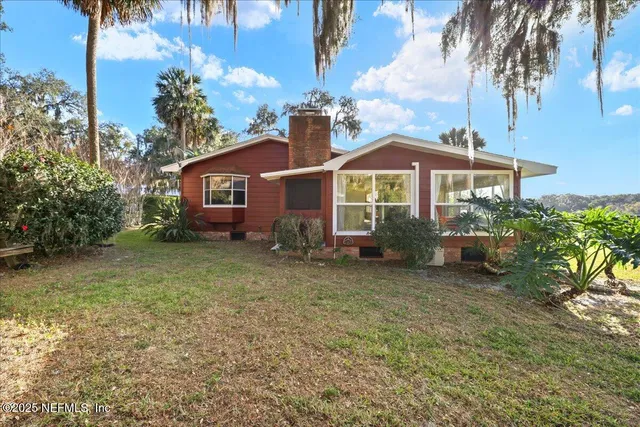 $575,000 | 802 Lemon Avenue, Crescent City, FL 32112