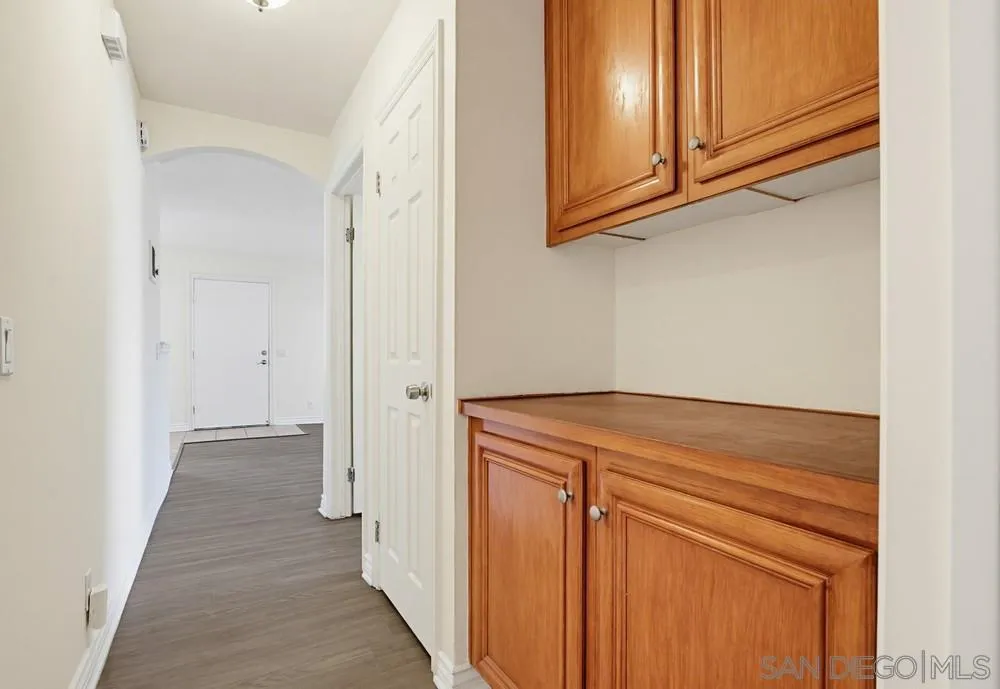 9939 Erma Road, Unit 103 San Diego, CA 92131 - Photo 19 of 40