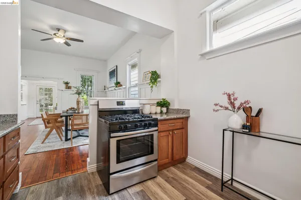 $649,000 | 1206 East 22nd Street, Oakland, CA 94606