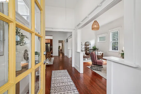 $649,000 | 1206 East 22nd Street, Oakland, CA 94606