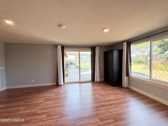 $3,900 | 1281 Via Del Carmel, Santa Maria, CA 93455