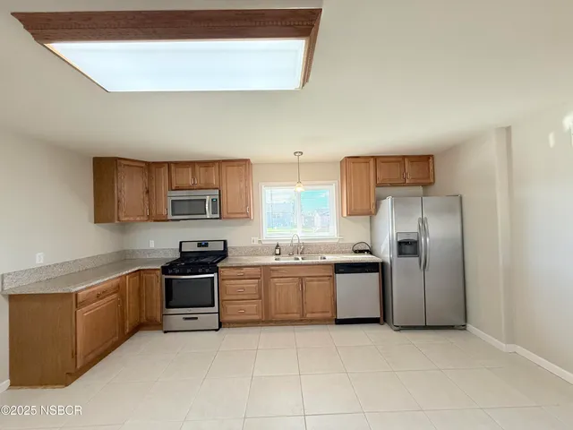 $3,900 | 1281 Via Del Carmel, Santa Maria, CA 93455