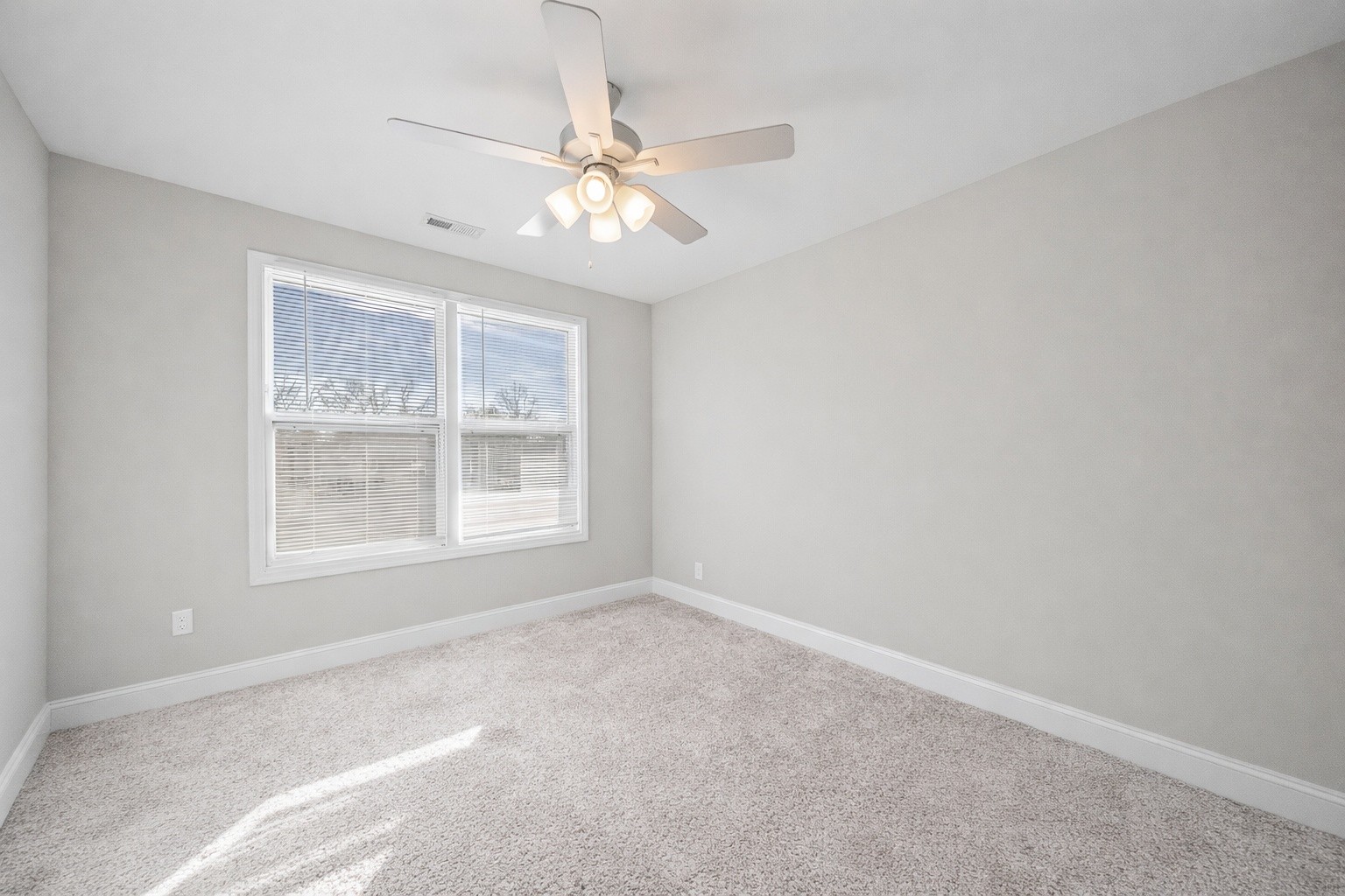 235 King Road Clarksville, TN 37042 - Photo 27 of 31