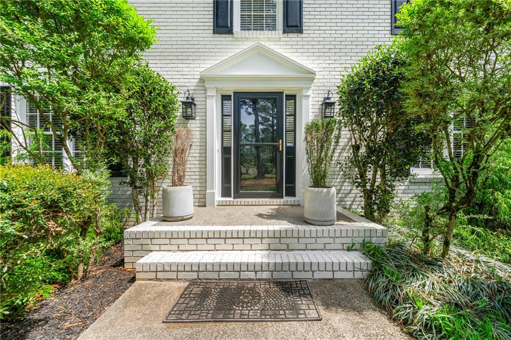 292 Old Rosser Road Stone Mountain, GA 30087 - Photo 5 of 66