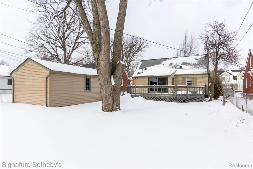 2252 Pembroke Road Birmingham, MI 48009 - Photo 36 of 41