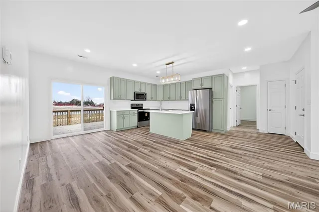 $250,000 | 104 Birchtree Drive, Vandalia, MO 63382