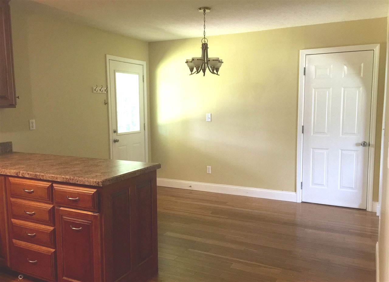 3242 North Stoneycrest Road Bloomington, IN 47404 - Photo 7 of 17 Gallery Image 7
