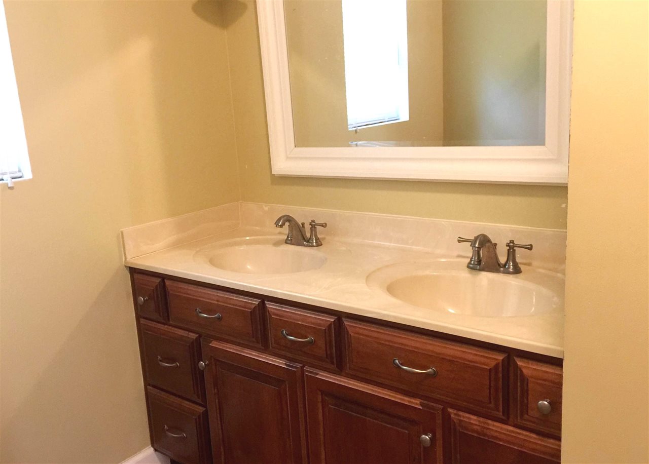 3242 North Stoneycrest Road Bloomington, IN 47404 - Photo 10 of 17 Gallery Image 10