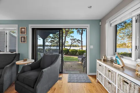 $950,000 | 381 Great Oak Road, Unit 9, Mashpee, MA 02649