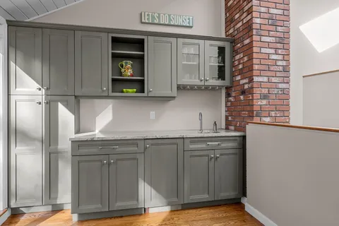 $950,000 | 381 Great Oak Road, Unit 9, Mashpee, MA 02649