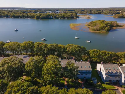 $950,000 | 381 Great Oak Road, Unit 9, Mashpee, MA 02649