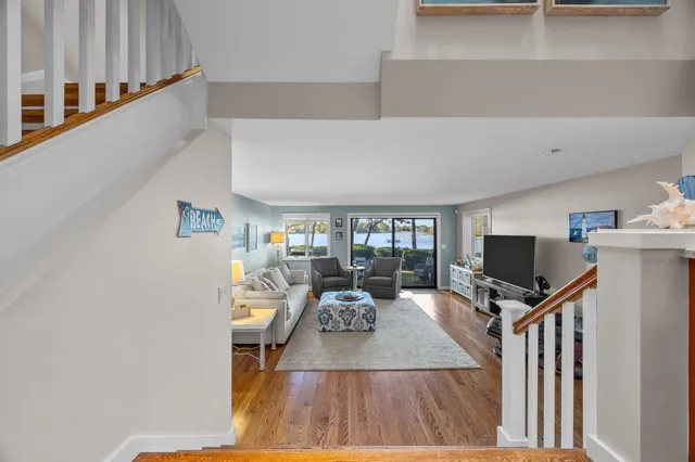 $950,000 | 381 Great Oak Road, Unit 9, Mashpee, MA 02649