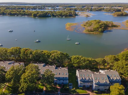 $950,000 | 381 Great Oak Road, Unit 9, Mashpee, MA 02649