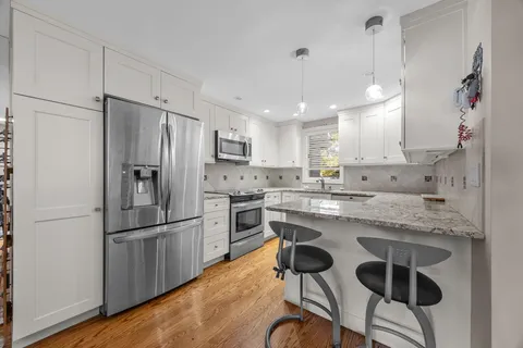 $950,000 | 381 Great Oak Road, Unit 9, Mashpee, MA 02649