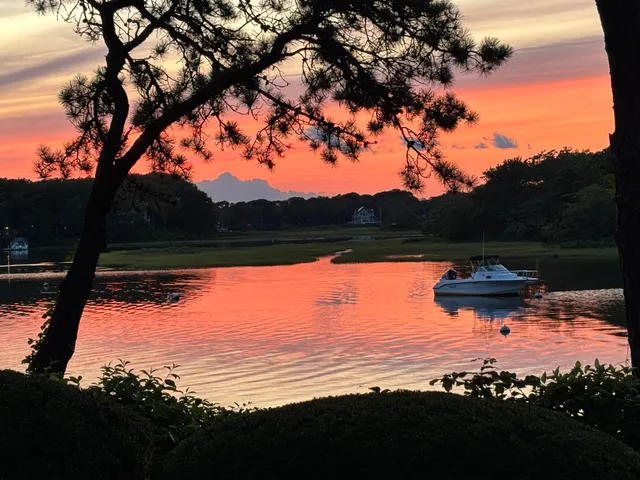 $950,000 | 381 Great Oak Road, Unit 9, Mashpee, MA 02649