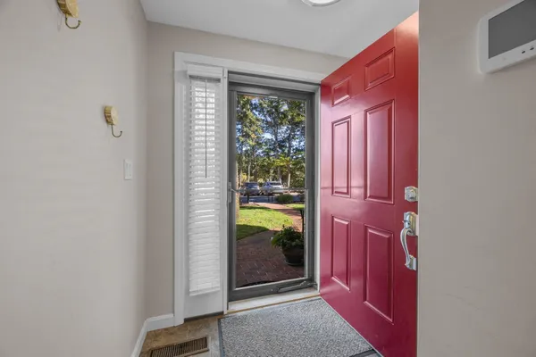 $950,000 | 381 Great Oak Road, Unit 9, Mashpee, MA 02649