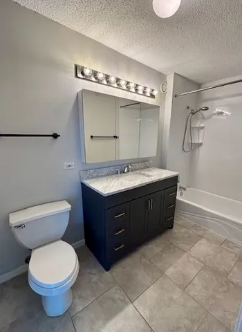 $2,400 | 545 North Dearborn Street, Unit W2905, Chicago, IL 60654